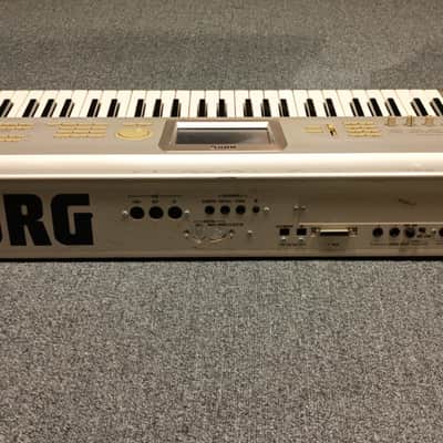 Korg Triton Studio 61 w HDD image 11