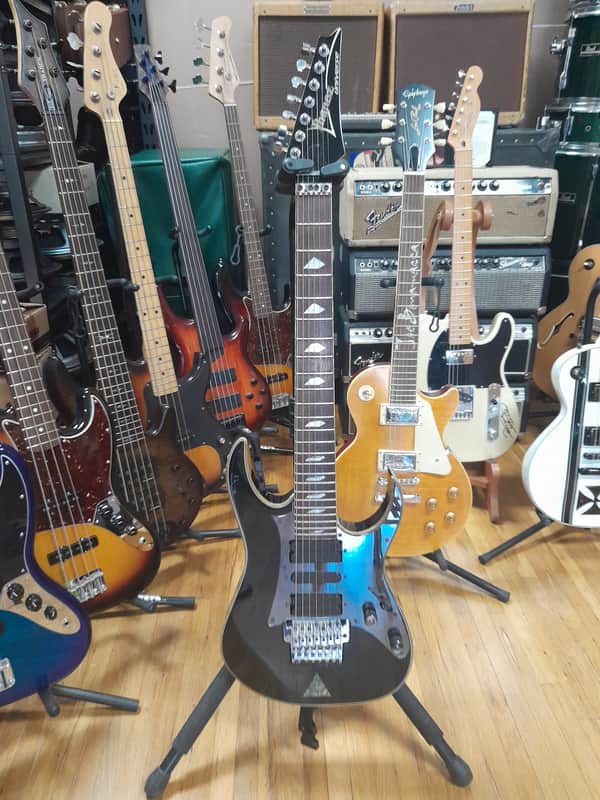 Ibanez UV777P-BK Steve Vai Signature Universe 1999 - Black image 1
