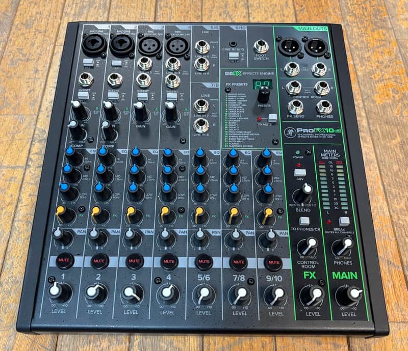 Mackie ProFX10v3 10-Channel Mixer image 1