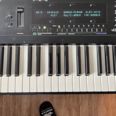 Ensoniq TS-12 Performance / Composition Synthesizer 1993 - 1996 - Black image 4