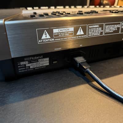 Roland JD-800 61-Key Programmable Synthesizer 1991 - 1995 - Carbon image 8