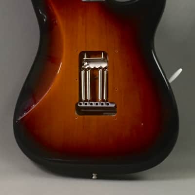 LEFTY! Boutique Custom Warmoth Fender Strat Build Classic Sunburst Tom Delonge Tribute Made in USA 7.4 Lb HSC image 8
