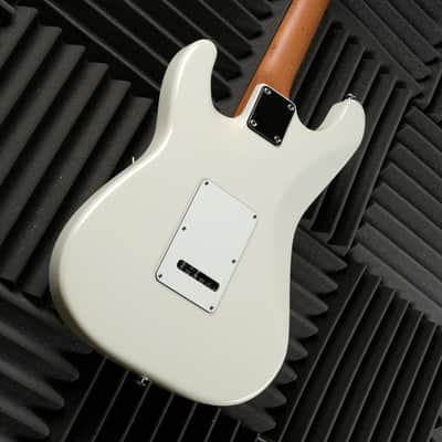Suhr Classic S SSS with Rosewood Fretboard 2019 - Olympic White image 9