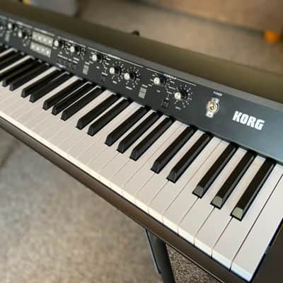 Korg SV1-88 Stage Vintage Digital Piano 2018 - Present - Black with White / Black Keys image 7