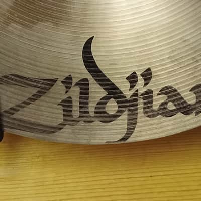Zildjian A 18" Rock Crash 1399g image 7