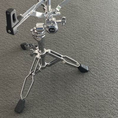 Pearl S900/S2000 Gyro-Lock Heavy-Duty Double Braced Snare Drum Stand image 4