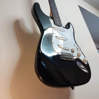 1995 Made in Korea Squier Squier Stratocaster - Black image 9