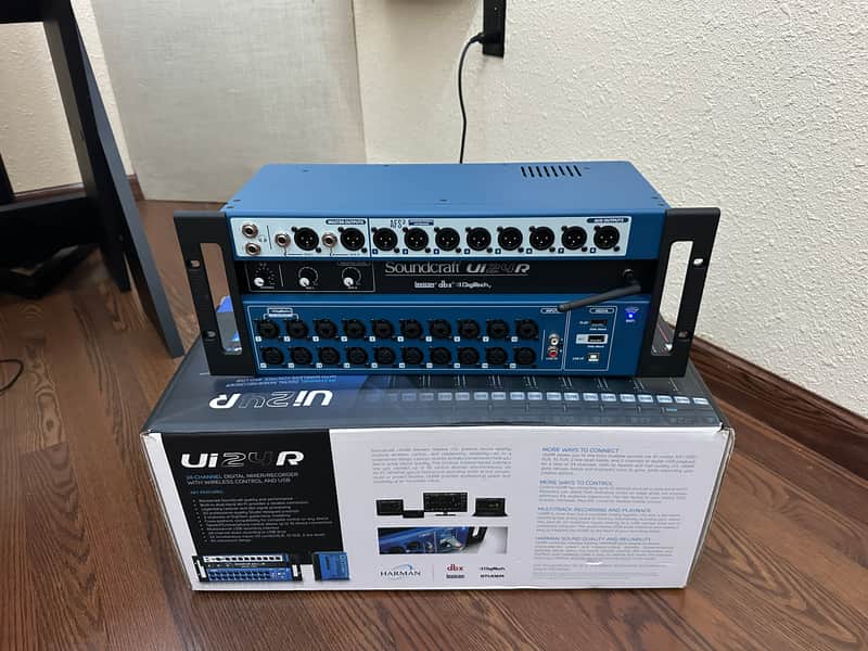 Soundcraft Ui24R 2023 - Mint image 1