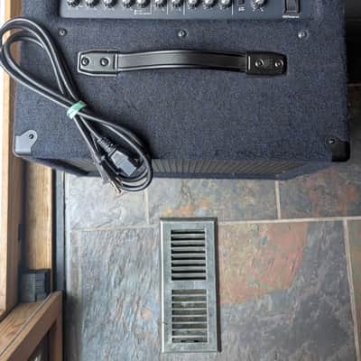 Roland KC-400 4- Channel 150-Watt 1x12" Keyboard Combo 2017 - Present - Black image 6