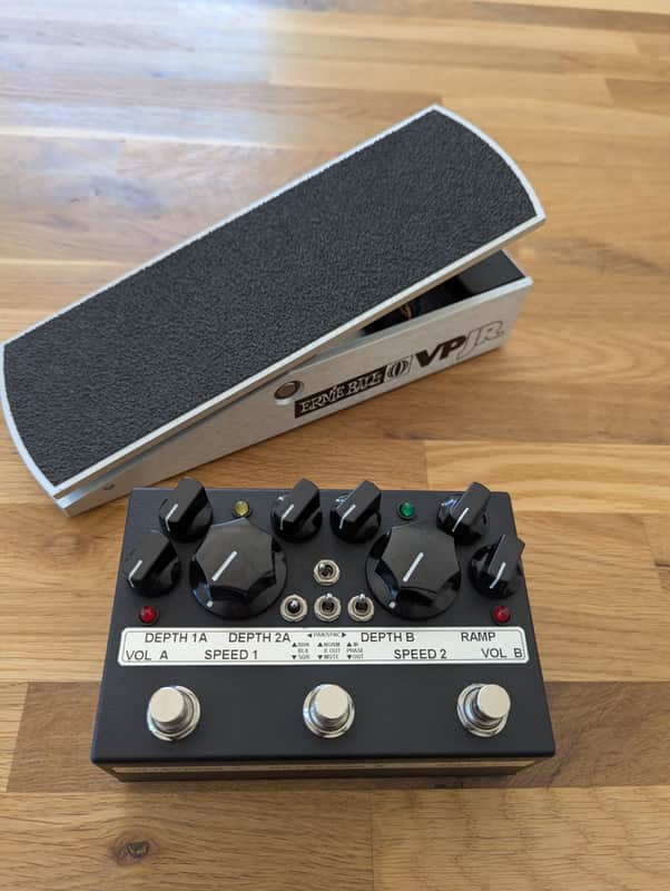 Toneczar Powerglide Stereo Tremolo image 1
