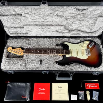 2018 Fender Stratocaster American Professional w Custom Shop Texas Special Pickups ~ 3-Color Sunburst image 14
