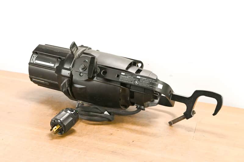 Source Four SAVINGS! Used ETC Ellipsoidal Light $44.99