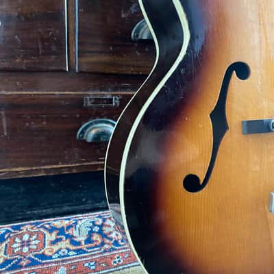 Gretsch New Yorker 1951 Sunburst image 10