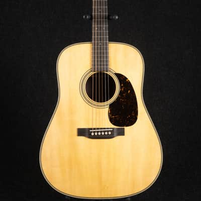 Martin HD-28 image 3