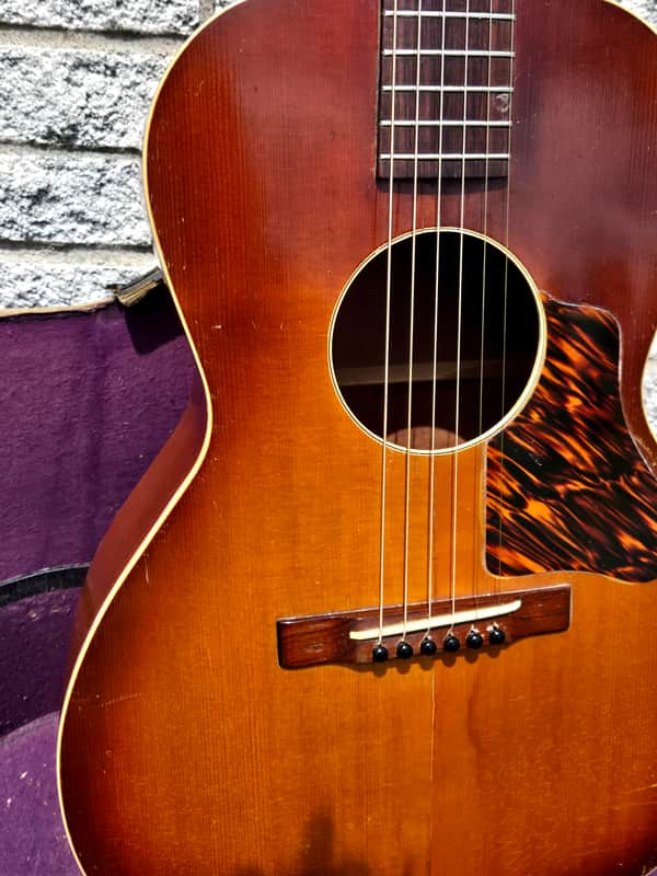 *CLEAN* 1939 Kalamazoo KG12 w/case image 1