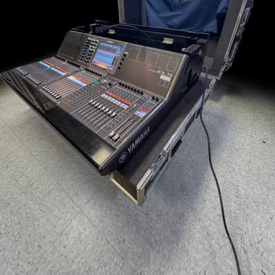 Yamaha CL5 Digital Mixing Console and (2) Rio3224-D Stage Boxes image 6