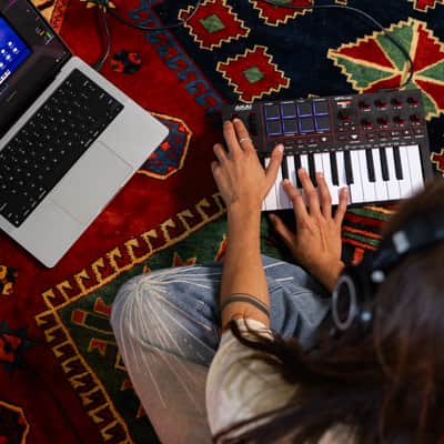Immagine AKAI PROFESSIONAL MPK Mini IV Black - 4