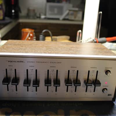 Restored Realistic  5 band Graphic Equalizer 31-1987 (9) with original box image 3