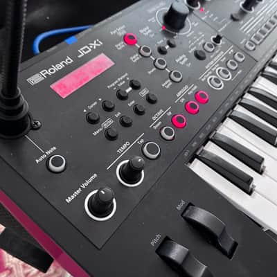 Roland JD-Xi 37-Key Analog/Digital Crossover Synthesizer 2015 - Present - Black