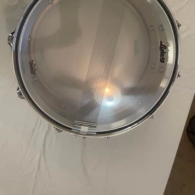 Ludwig LM402 Supraphonic 6.5x14" 10-Lug Aluminum Snare Drum 1985 - Present - Chrome-Plated image 3