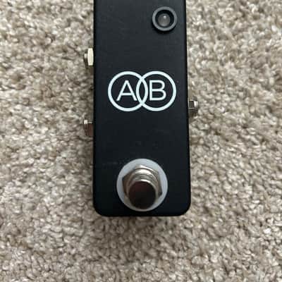 JHS Mini A/B Switch | Reverb