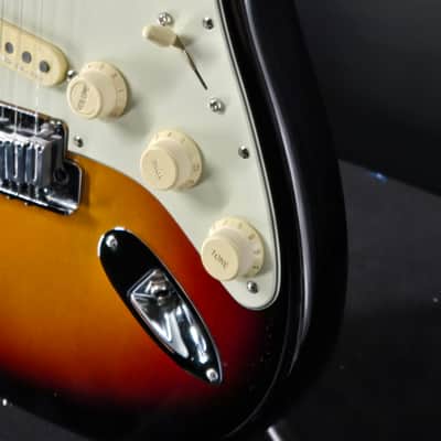 American Ultra Stratocaster®, Rosewood Fingerboard, Ultraburst with case image 4