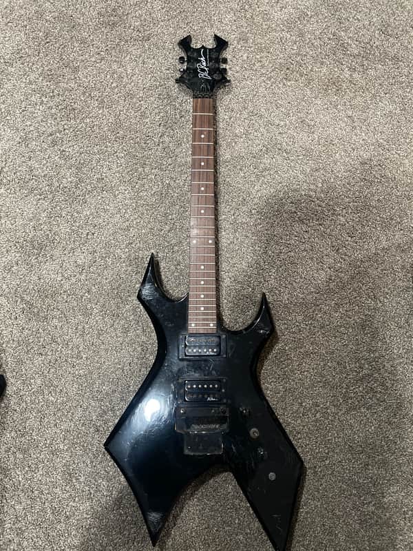 B.C. Rich Platinum series Warlock - Black image 1