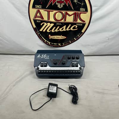 Aviom A-16 II Personal Mixer with Mount and Power Supply image 1