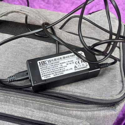 Falken Traveller PRO * battery-powered acoustic amplifier with an average battery life of 8 hours * six independent channels + chourus and reverb * with backpack image 13