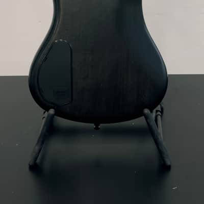 Warwick Corvette $$ 5 Fretless image 4