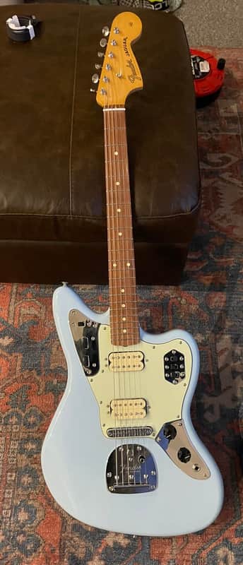 Fender Vintera '60s Jaguar Modified HH with Pau Ferro Fretboard 2019 - 2023 - Sonic Blue