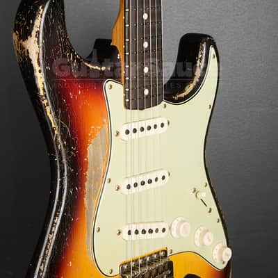 Fender Custom Shop Masterbuilt Greg Fessler 63 Stratocaster Relic  2025 -  3 Tone Sunburst (COD 2143UG) image 10