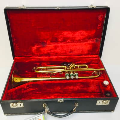 Used King Cleveland 600 Student Trumpet image 2