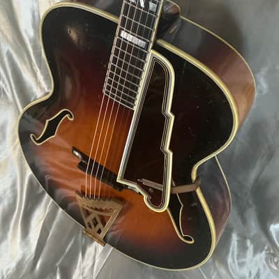 1953 D’Angelico New Yorker Archtop Acoustic Hollowbody Non-Cutaway Guitar Original Sunburst Finish w/Original Hard Shell Case image 5