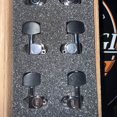 PRS PRS USA Phase 1 Winged Locking tuner set of 6 - Black Tuner Buttons image 3