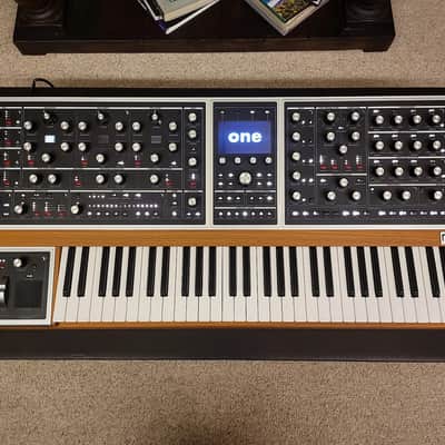 Moog One 16-Voice + 1000 presets (Geo Synth, Matt Johnson, Caught in Joy...) MINT