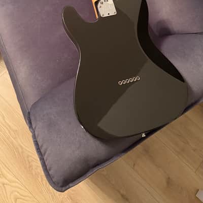 Fender American Deluxe Telecaster with Rosewood Fretboard 2004 - 2010 - Montego Black image 3