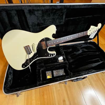 Farida JT-60 2DCC #18/25 MINT Offset Guitar Sam Halliday Two Door Cinema Club Jaguar Jazzmaster Mosrite style w/ case image 4