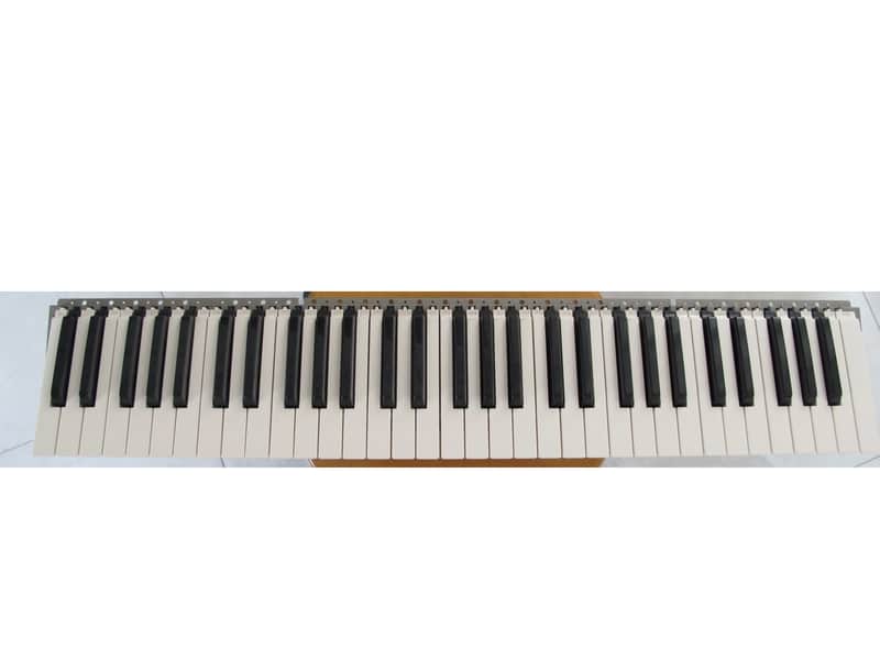 Korg X3