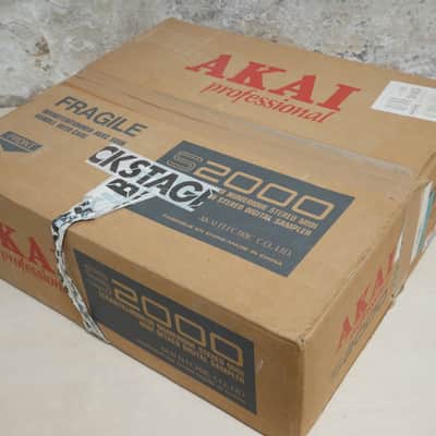 Akai • S2000 Sampler (1995) *Complete in Box* w/floppies image 2