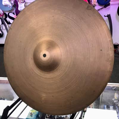 Zildjian Vintage 18” Crash Cymbal - Pre Owned image 3