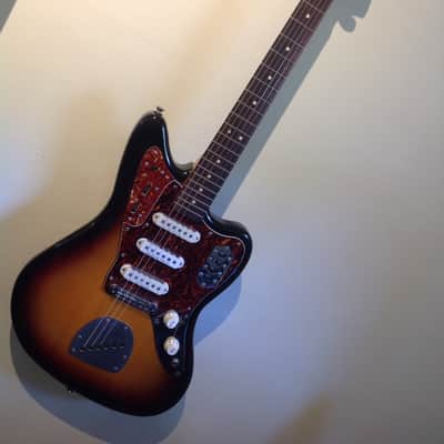 Jaguar w/Three Pickups 6-String Squier Vintage Modified image 2
