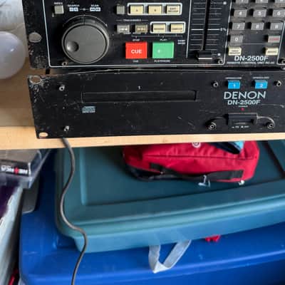 Denon DN-2500F Dual CD Player + Controller – Partial Test, Trays Won’t Open image 8