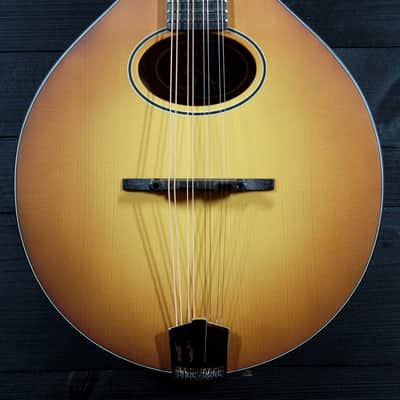 Eastman PCH M104-GB Goldburst A-Style Flattop Oval Hole Mandolin image 4