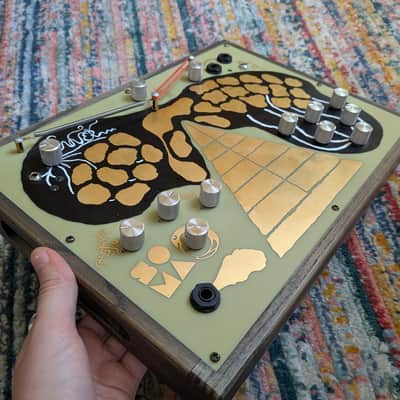 Soma Laboratory Enner 5-Voice Synthesizer with Case and Power Supply image 2