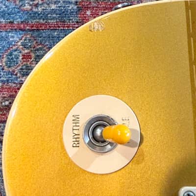 2001 Gibson Les Paul Classic - Goldtop image 10