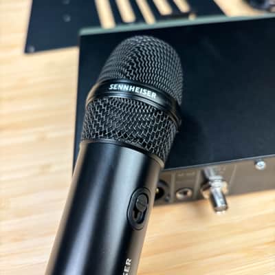 Sennheiser EW835-S Wireless Handheld Microphone System image 8