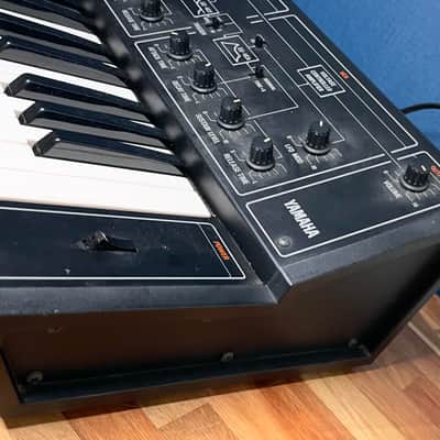 Yamaha CS-10 Monophonic Synthesizer - Black image 5