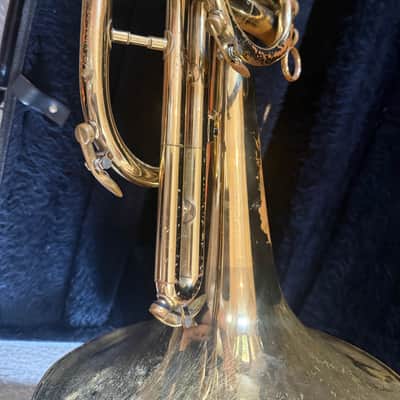 Dynasty Marching Mellophone,  with mouthpiece and case. USA image 10
