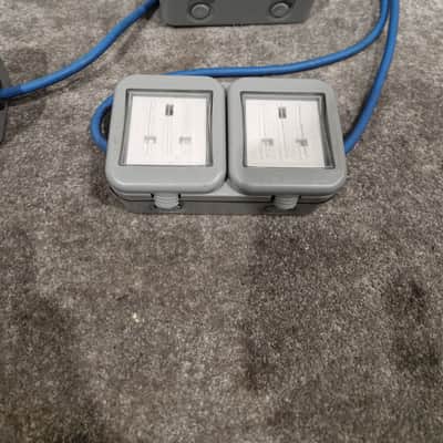 Blue CEE Industrial Plug to 5× Dual UK Socket Distribution Lead - Rugged Industrial Design - Good image 13
